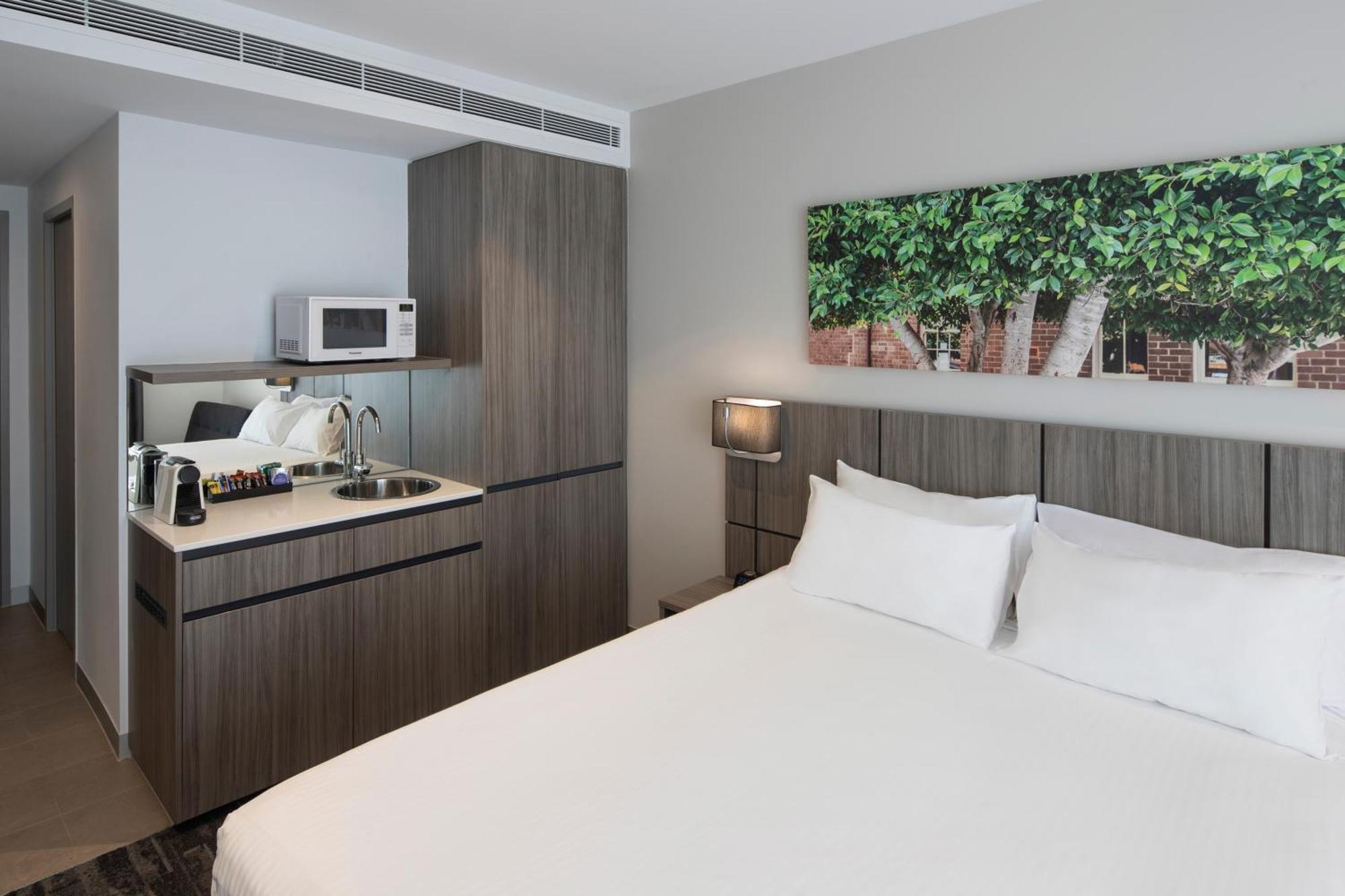 Mercure Sydney Blacktown 4* Arndell Park